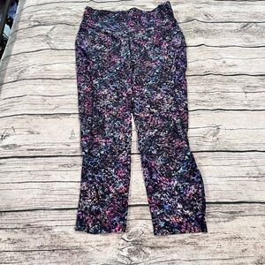 Lululemon Base Pace High-Rise Crop 23" in Floral Spray Multi Size 8